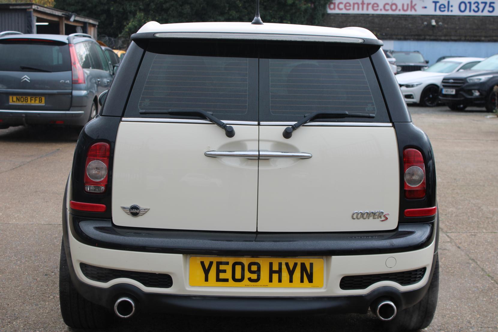 MINI Clubman 1.6 Cooper S Estate 5dr Petrol Manual Euro 4 (175 ps)