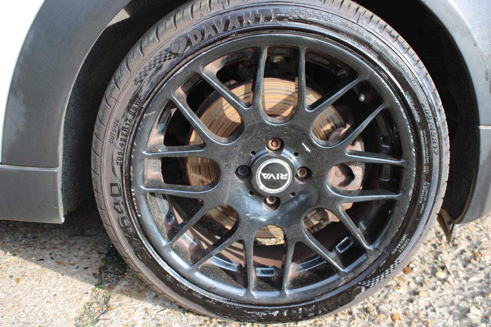 MINI Clubman 1.6 Cooper S Estate 5dr Petrol Manual Euro 4 (175 ps)