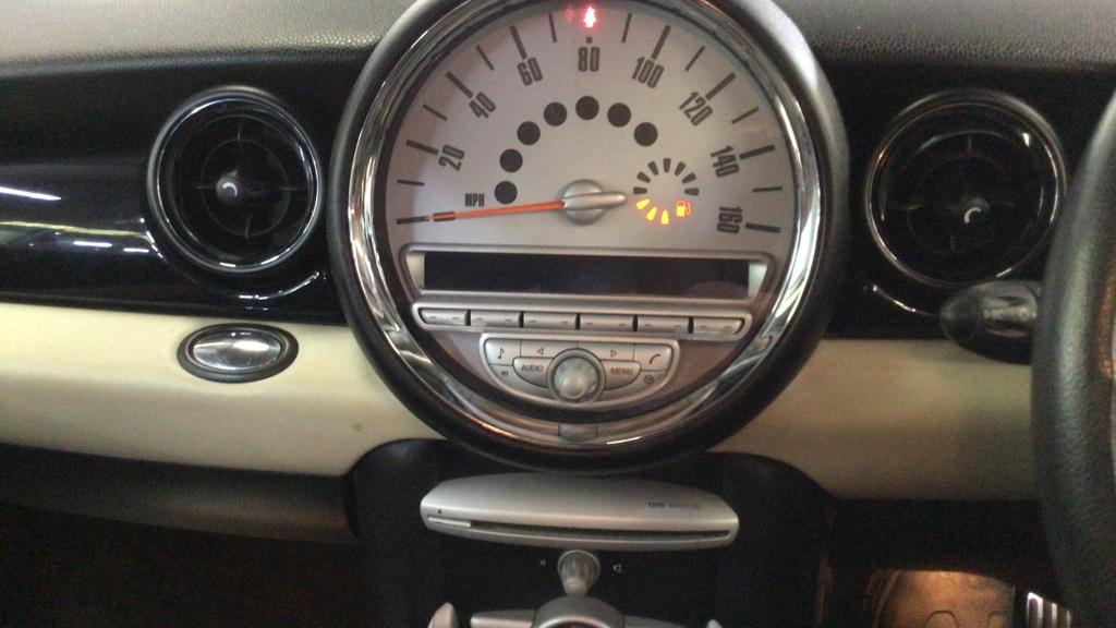 MINI Clubman 1.6 Cooper S Estate 5dr Petrol Manual Euro 4 (175 ps)