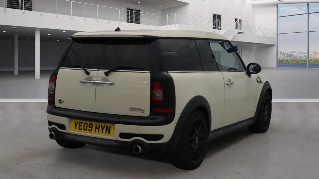 MINI Clubman 1.6 Cooper S Estate 5dr Petrol Manual Euro 4 (175 ps)