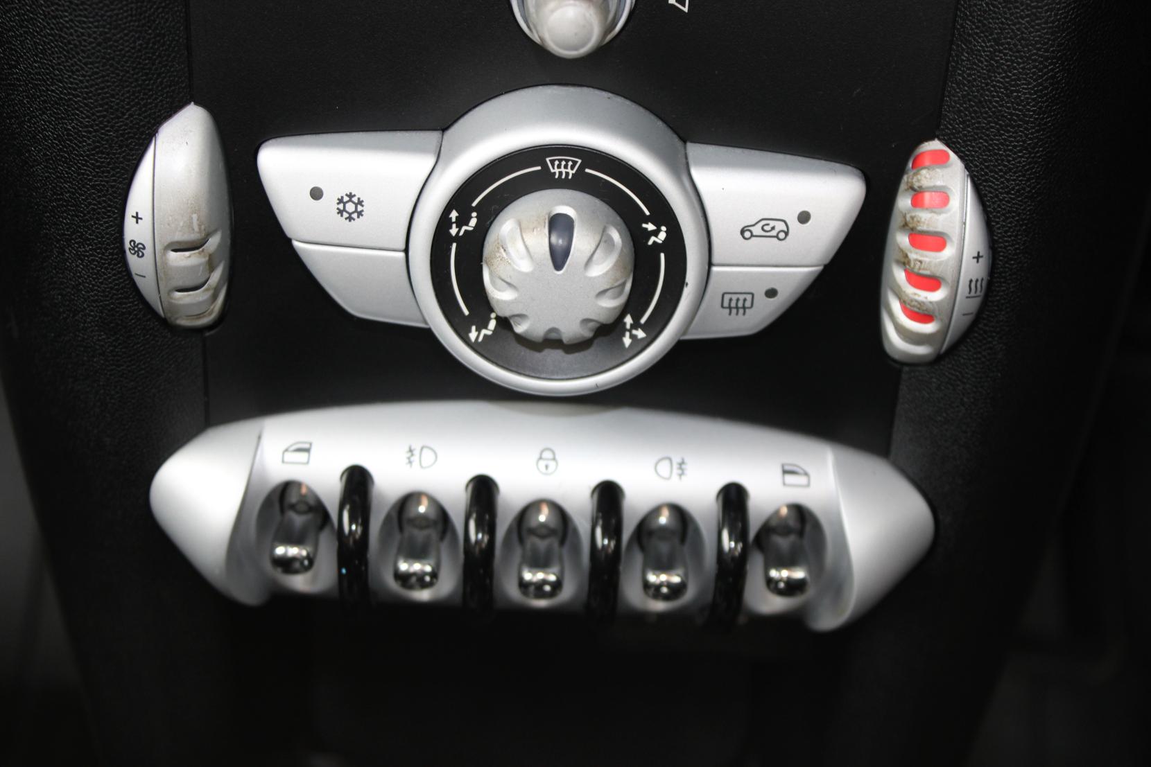 MINI Clubman 1.6 Cooper S Estate 5dr Petrol Manual Euro 4 (175 ps)