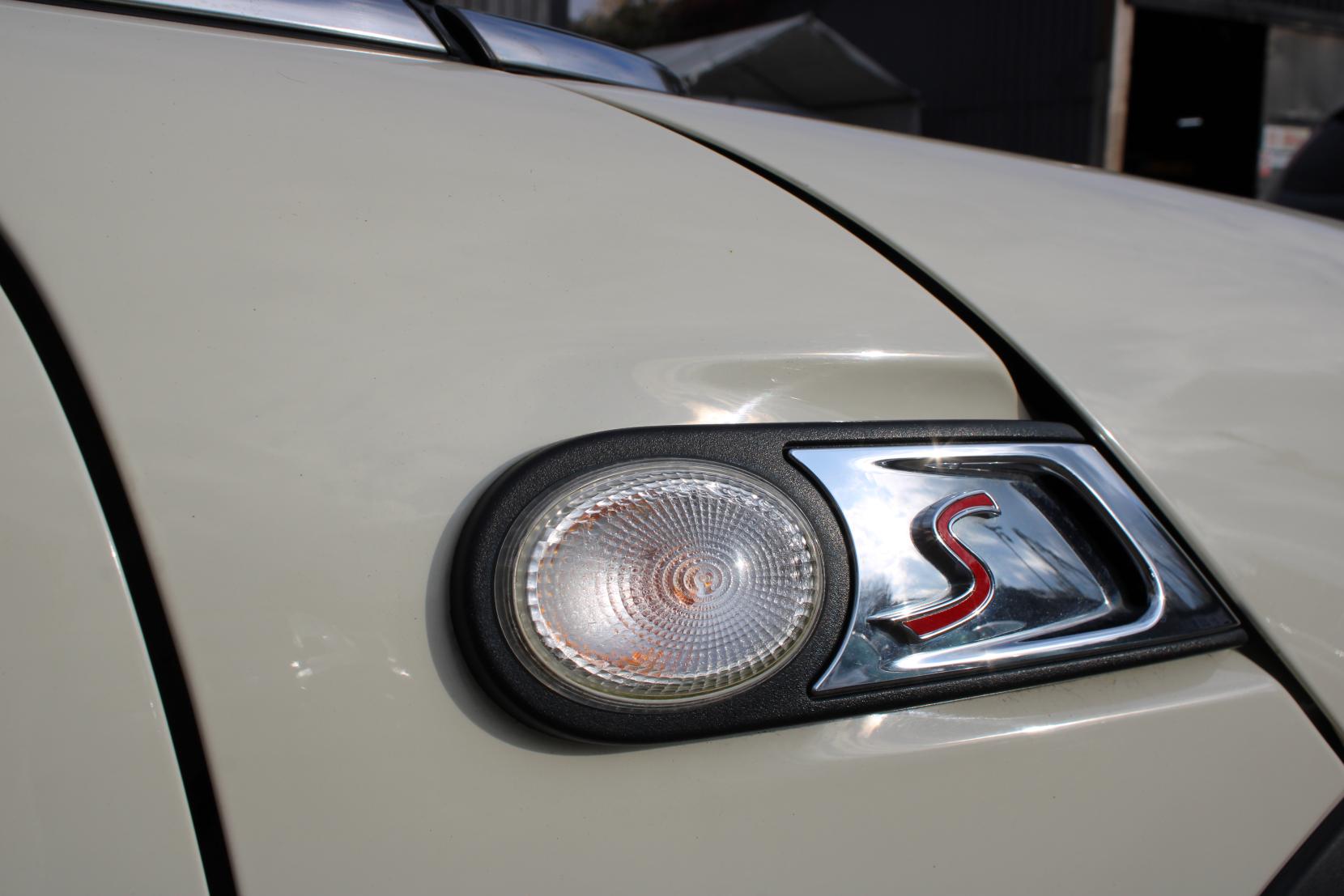 MINI Clubman 1.6 Cooper S Estate 5dr Petrol Manual Euro 4 (175 ps)