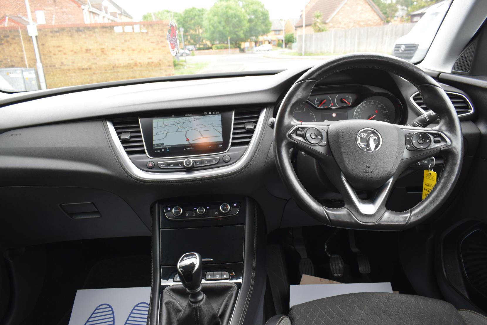 Vauxhall Grandland X SRI NAV