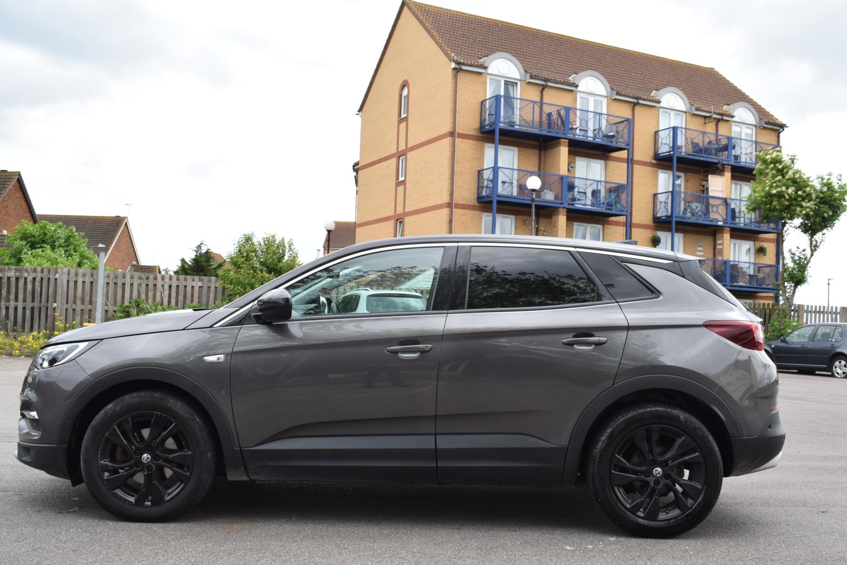 Vauxhall Grandland X SRI NAV