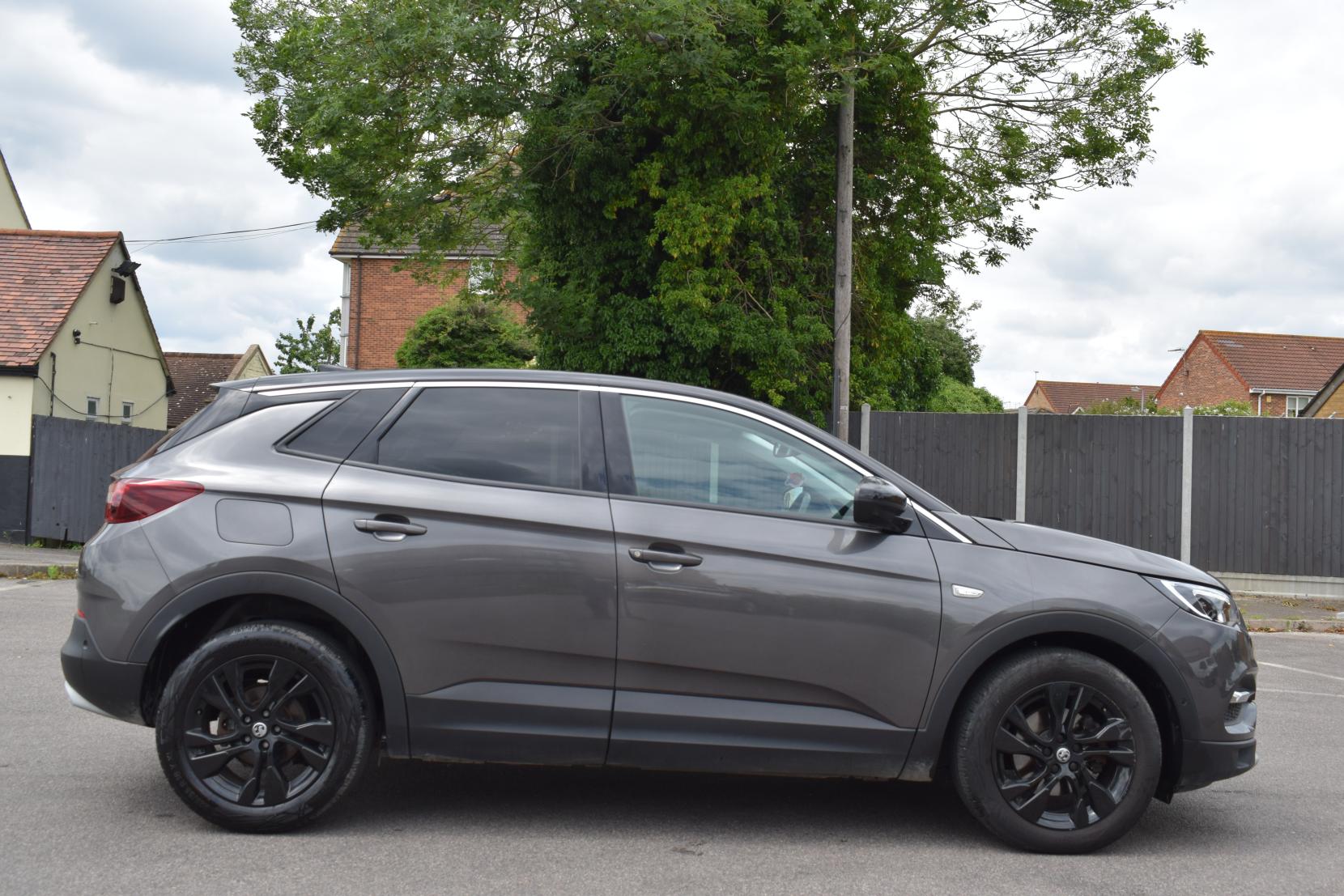 Vauxhall Grandland X SRI NAV