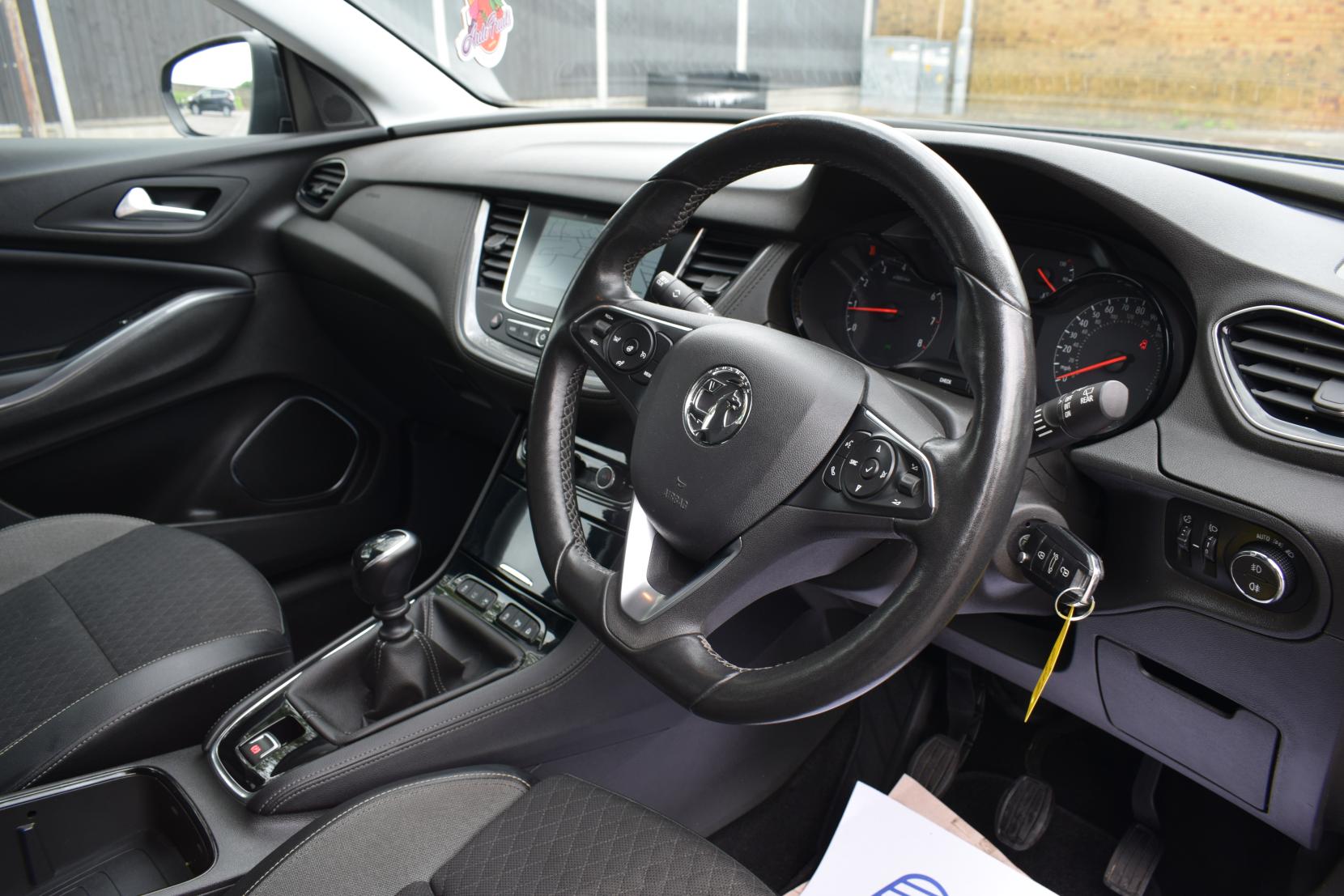 Vauxhall Grandland X SRI NAV