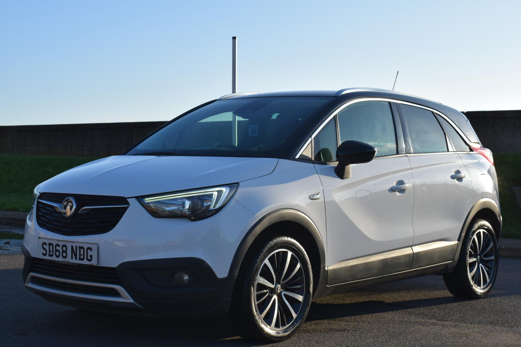 Vauxhall Crossland X 1.2 Turbo GPF Elite Nav SUV 5dr Petrol Manual Euro 6 (s/s) (130 ps)