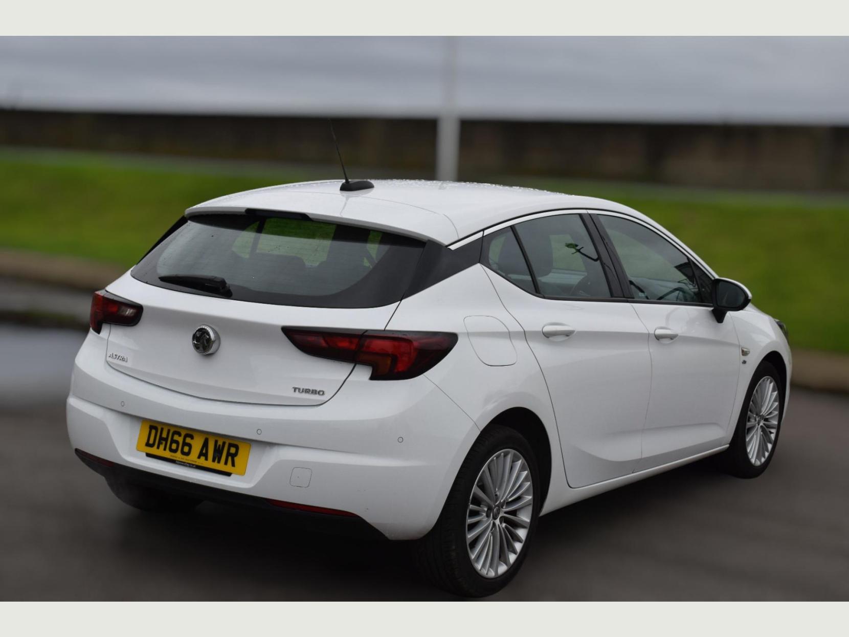 Vauxhall Astra 1.4 ELITE 5d 148 BHP