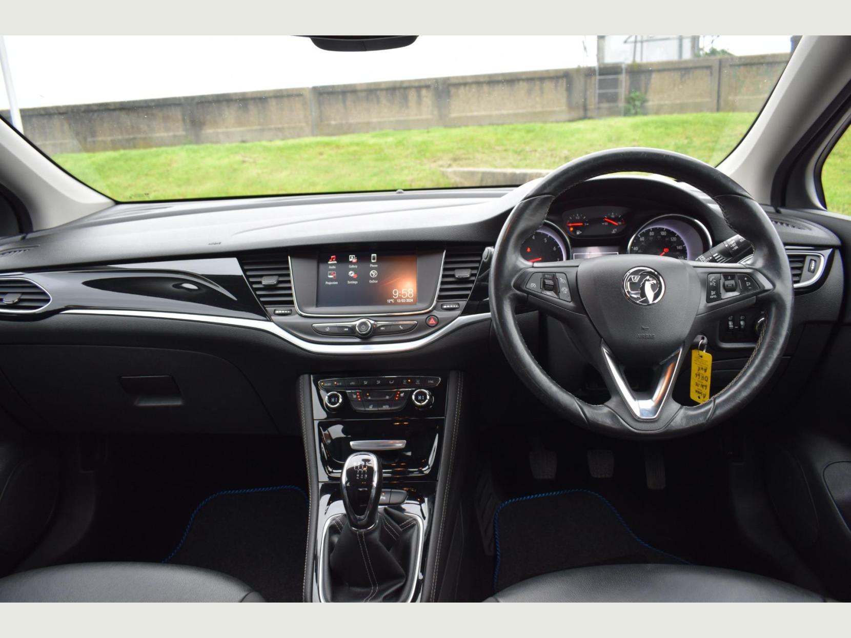 Vauxhall Astra 1.4 ELITE 5d 148 BHP