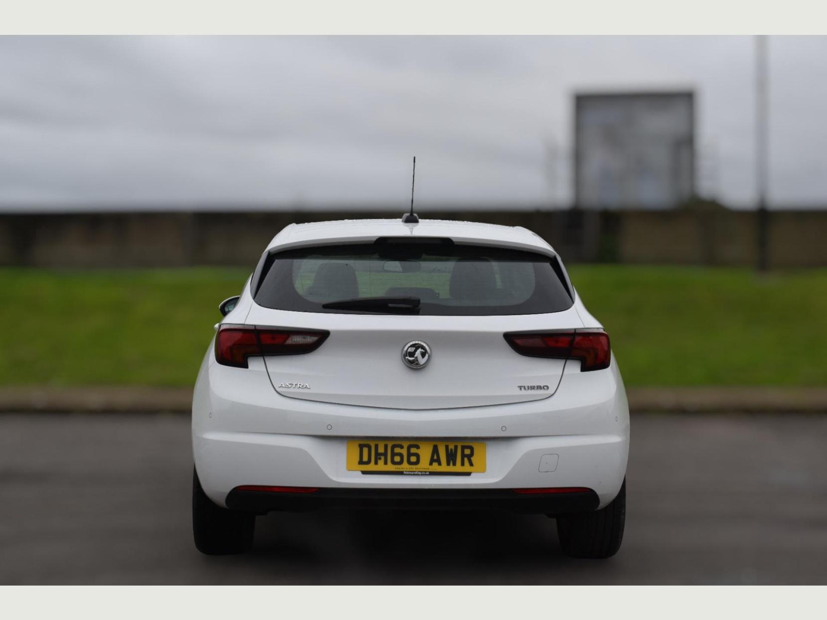 Vauxhall Astra 1.4 ELITE 5d 148 BHP