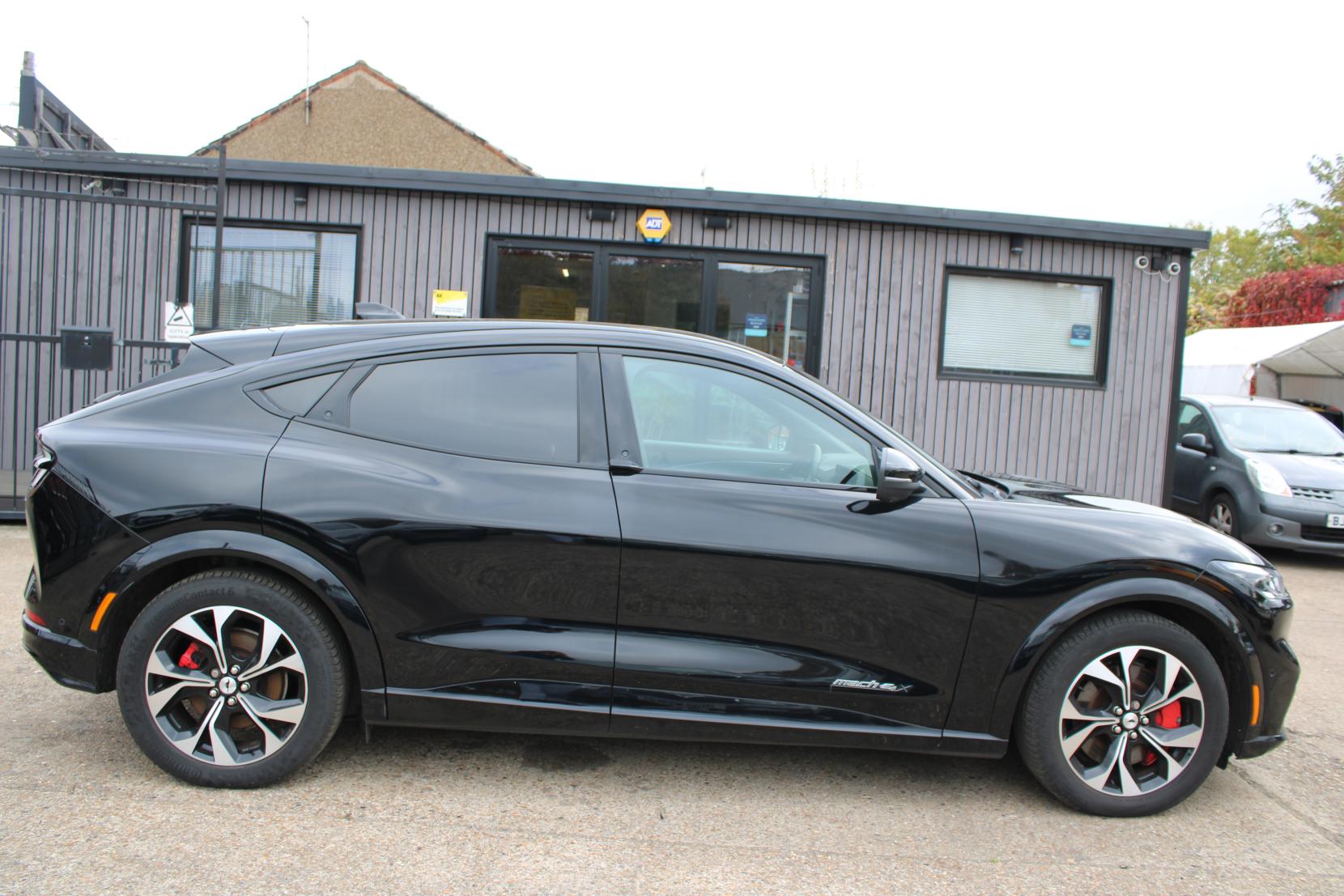 Ford Mustang Mach-E Extended Range 91kWh SUV 5dr Electric Automatic AWD (351 ps)
