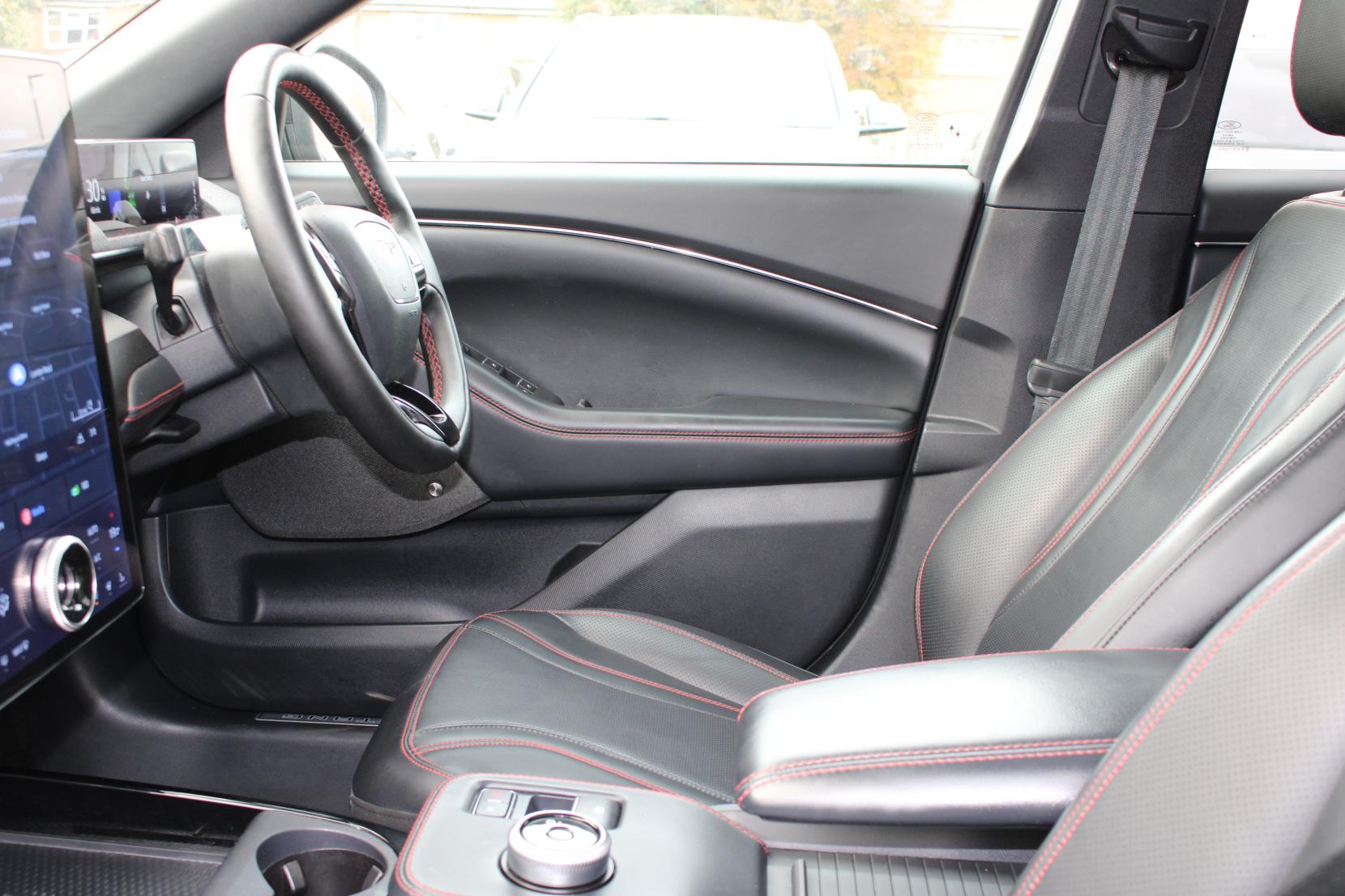 Ford Mustang Mach-E Extended Range 91kWh SUV 5dr Electric Automatic AWD (351 ps)