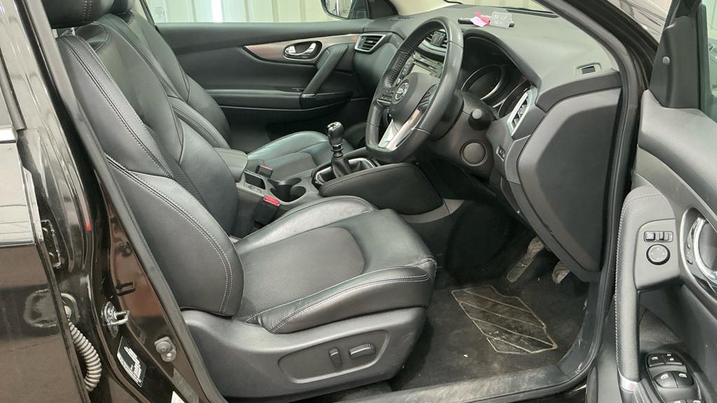 Nissan Qashqai 1.2 DIG-T Tekna