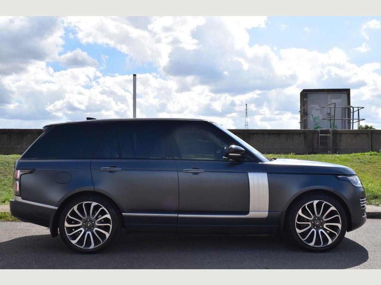 Land Rover Range Rover 5.0 V8 AUTOBIOGRAPHY 5d 518 BHP