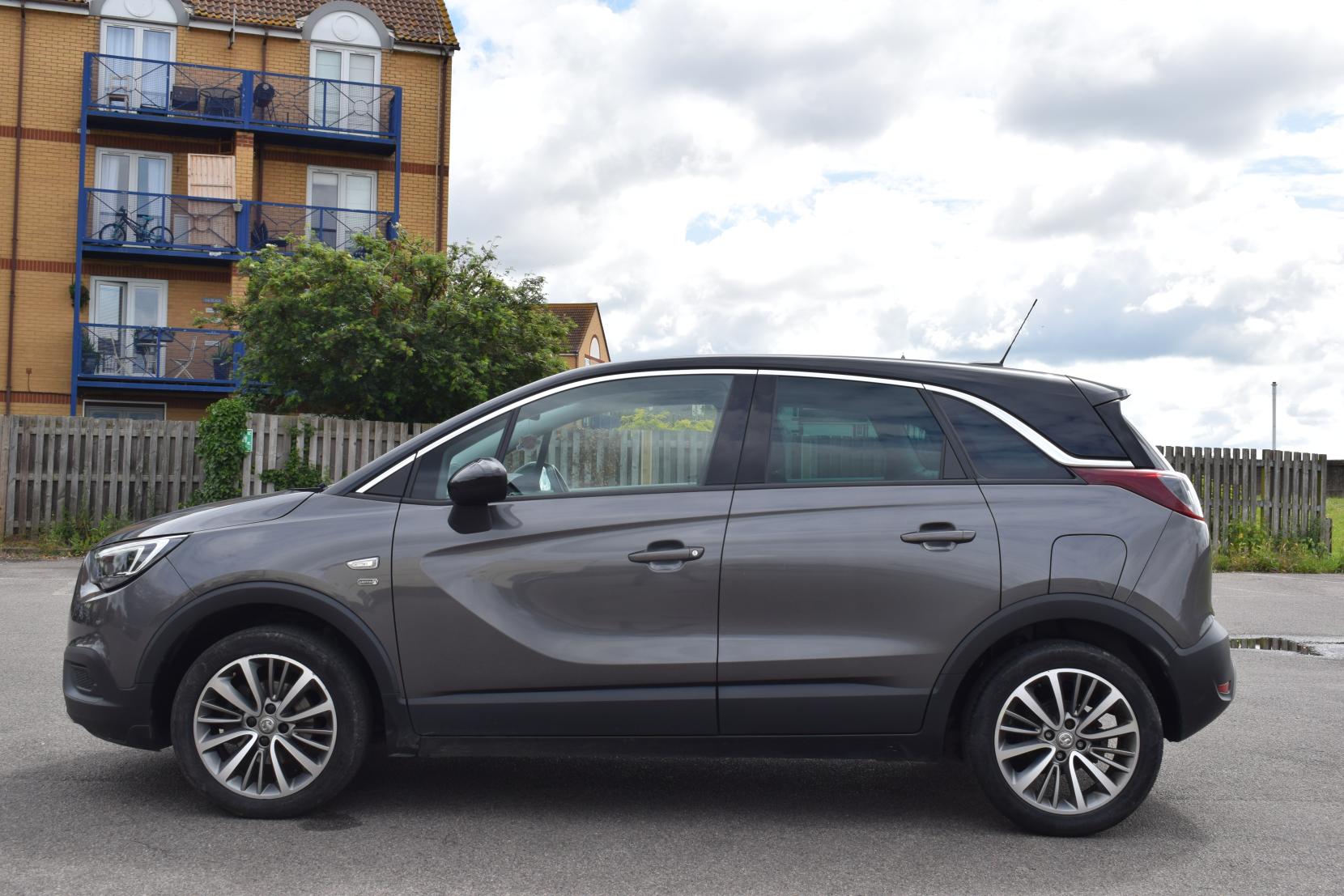 Vauxhall Crossland X GRIFFIN