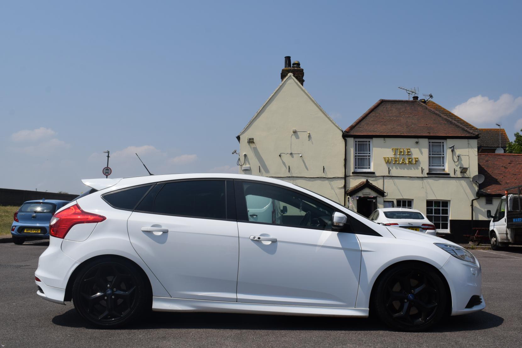 Ford Focus 2.0T EcoBoost ST-3 Hatchback 5dr Petrol Manual Euro 5 (s/s) (250 ps)