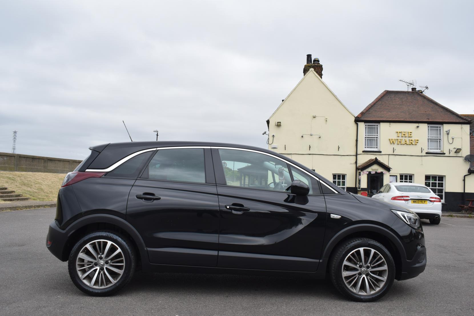 Vauxhall Crossland X GRIFFIN