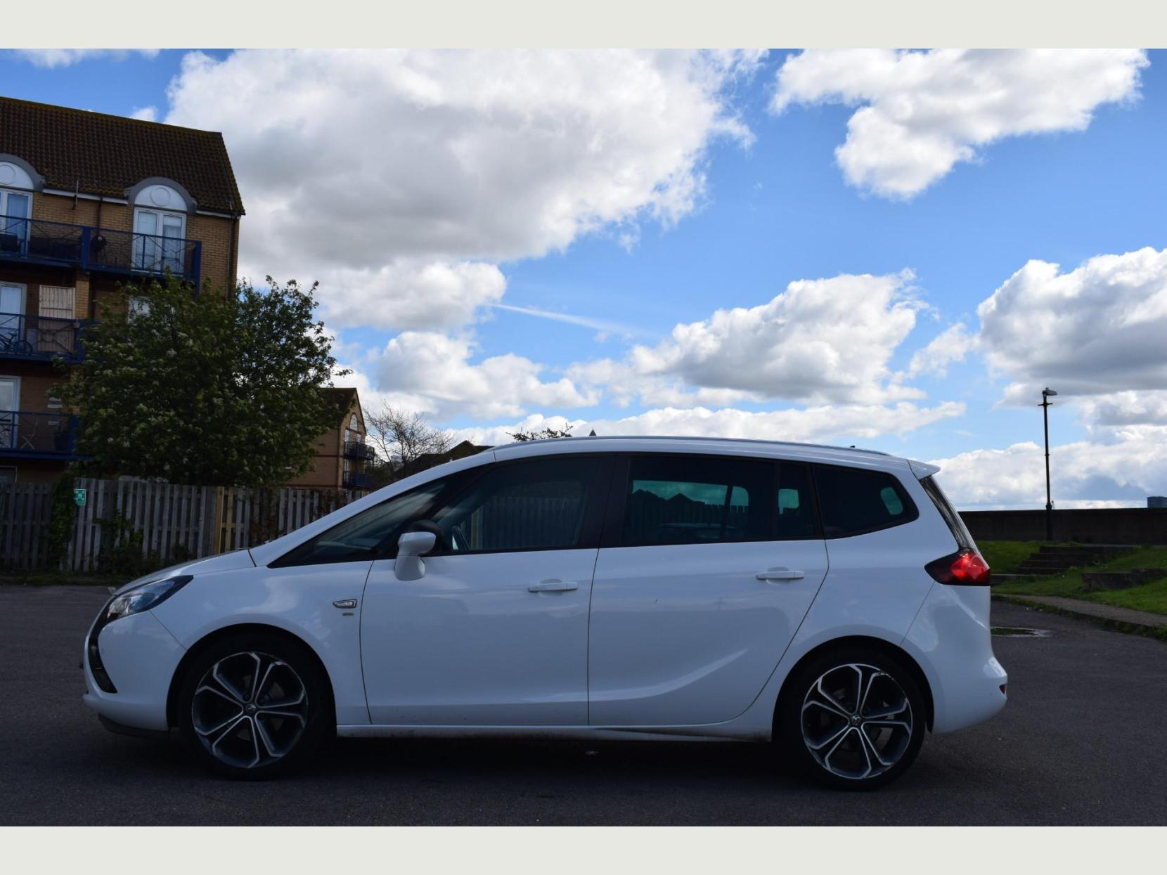 Vauxhall Zafira SRI