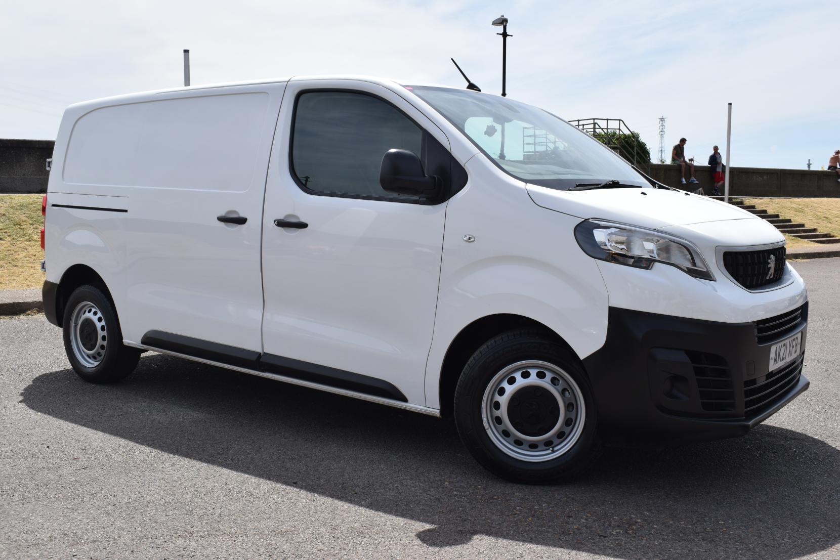 Peugeot Expert 2.0 BlueHDi 1400 Professional Standard Panel Van 6dr Diesel Manual MWB Euro 6 (s/s) (120 ps)