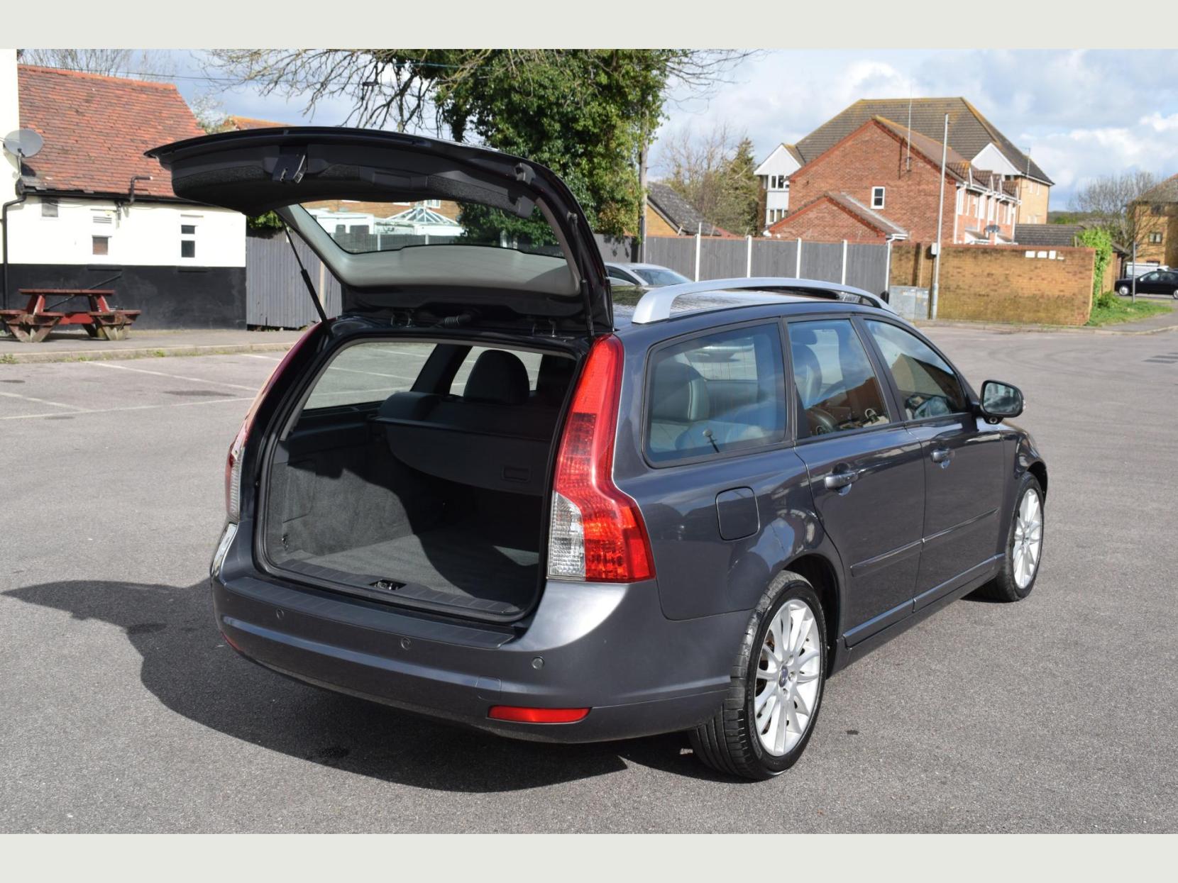 Volvo V50 DRIVE SE LUX EDITION S/S