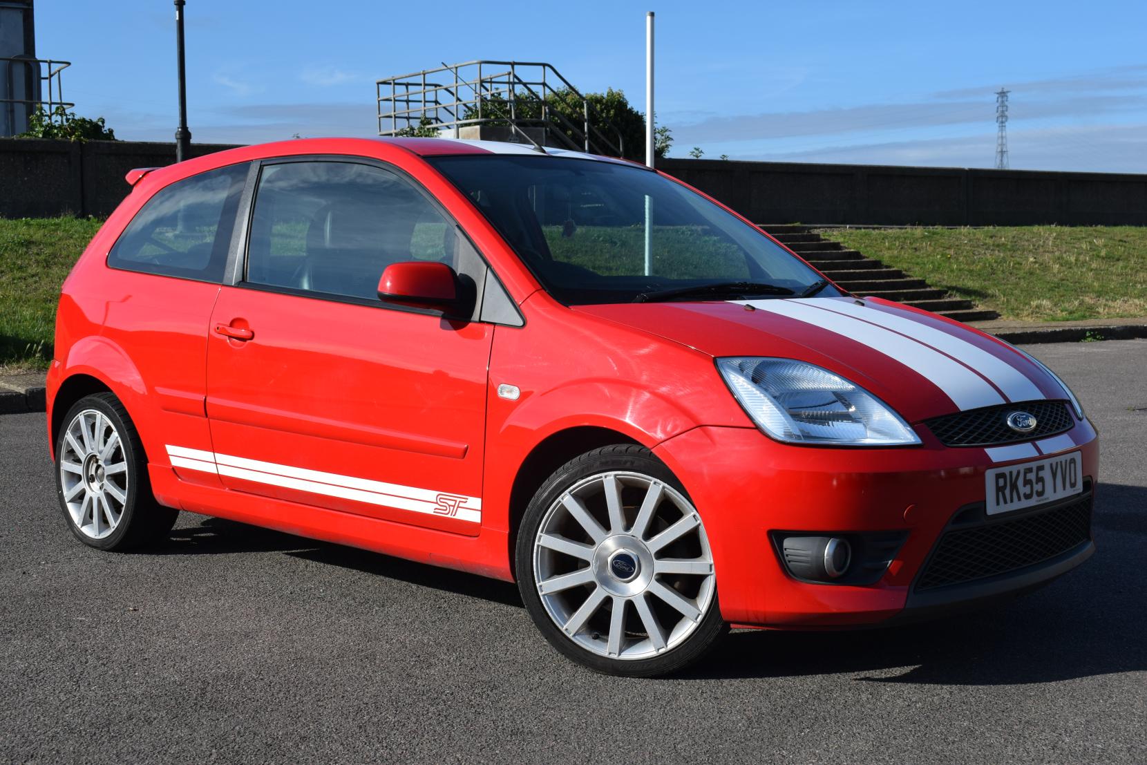 Ford Fiesta 2.0 ST Hatchback 3dr Petrol Manual (179 g/km, 148 bhp)