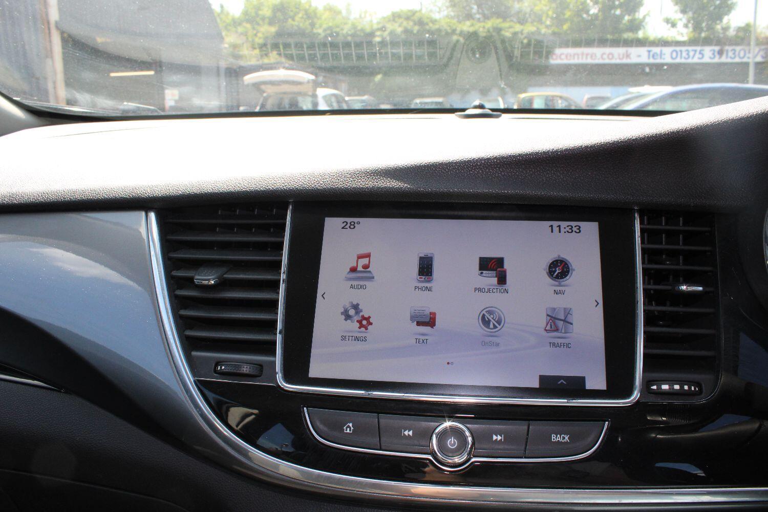 Vauxhall MOKKA X 1.6 i Design Nav