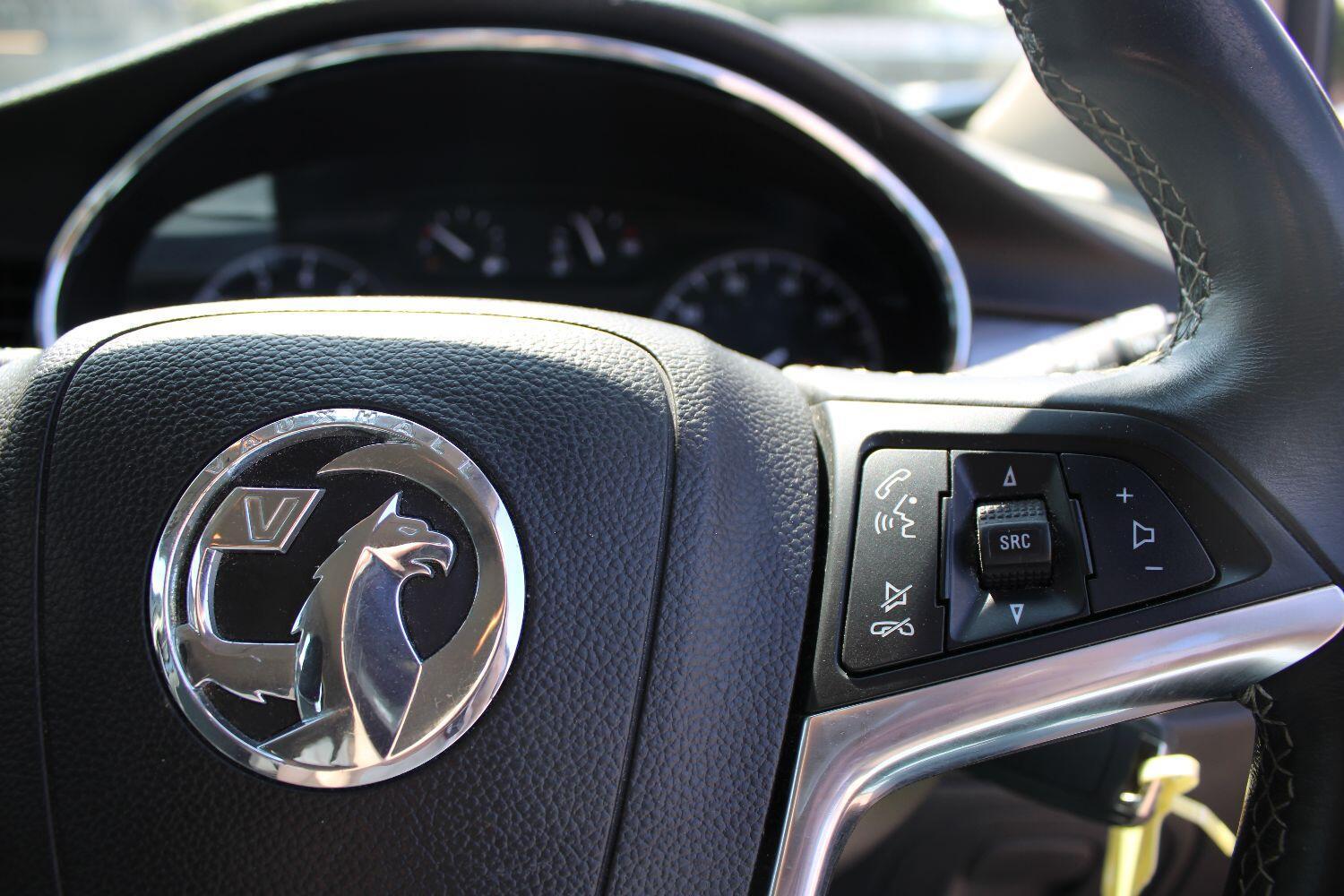 Vauxhall MOKKA X 1.6 i Design Nav