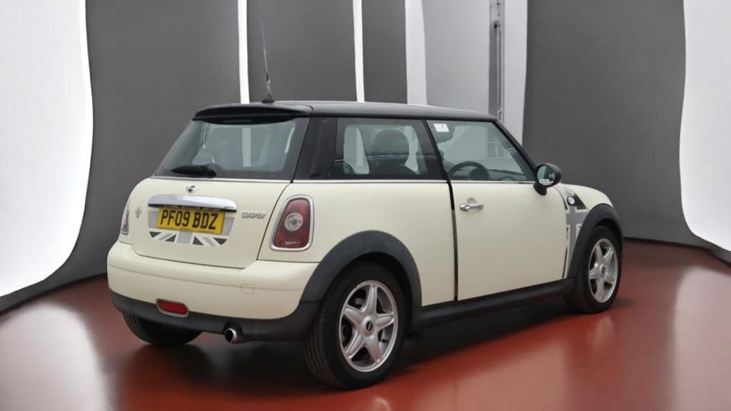 MINI Hatch 1.6 Cooper Hatchback 3dr Petrol Manual Euro 4 (120 ps)