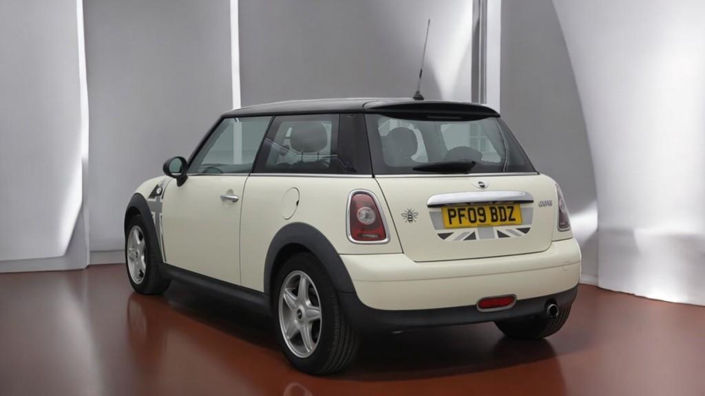 MINI Hatch 1.6 Cooper Hatchback 3dr Petrol Manual Euro 4 (120 ps)