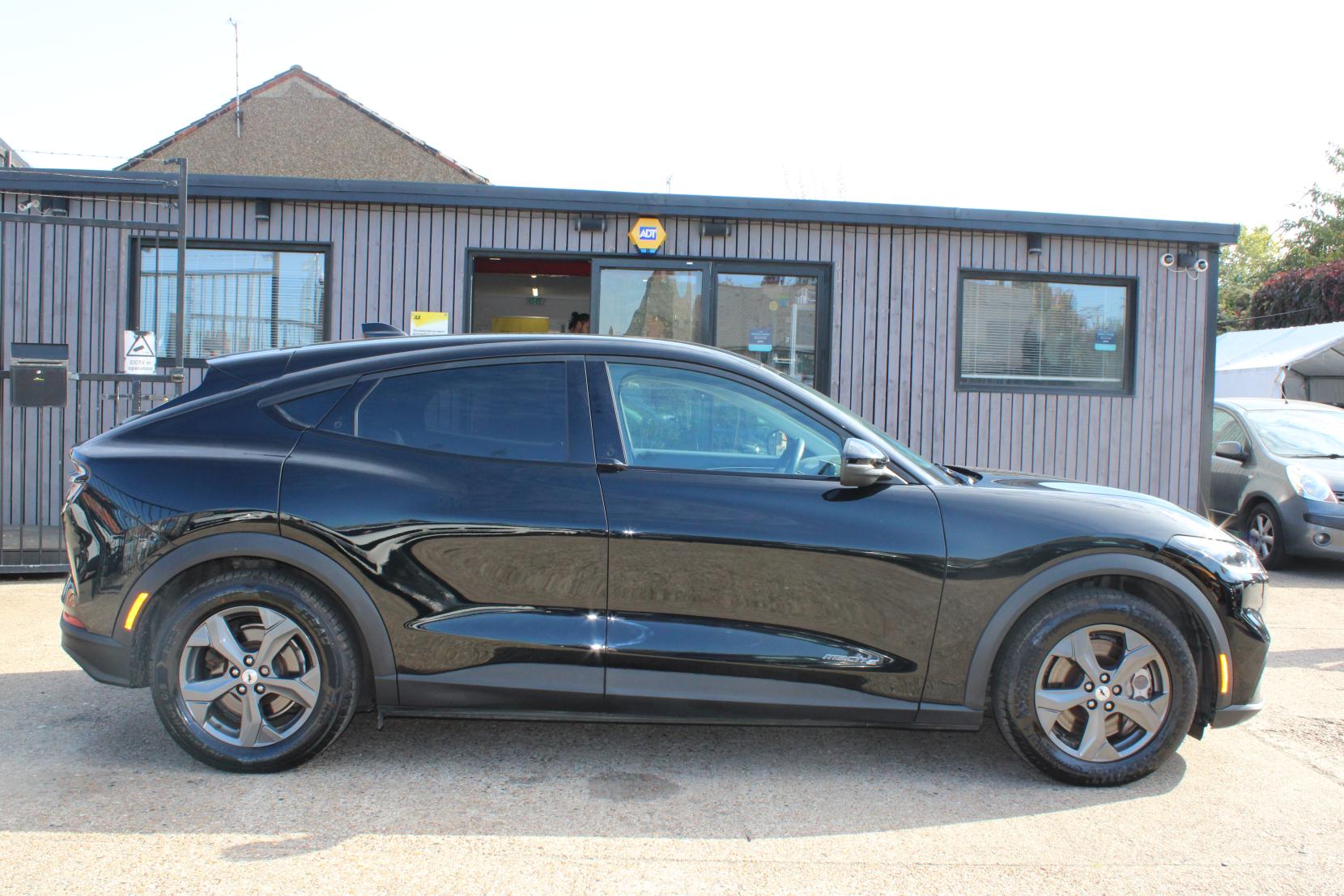 Ford Mustang Mach-E Standard Range 70kWh SUV 5dr Electric Automatic (269 ps)
