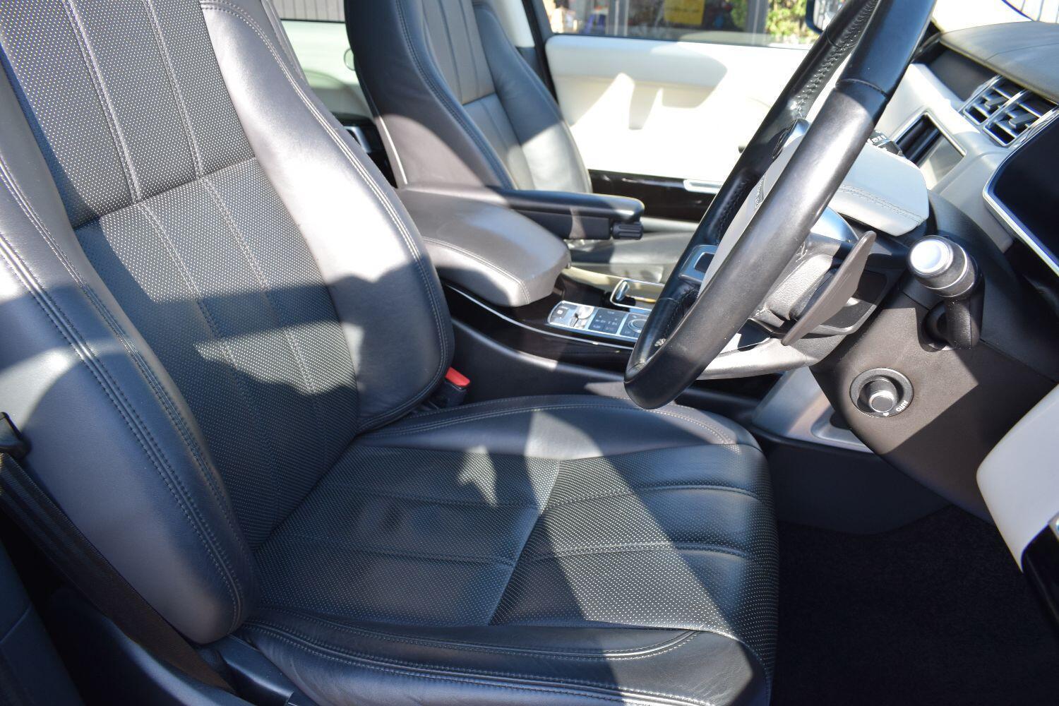 Land Rover Range Rover 3.0 TD V6 Vogue