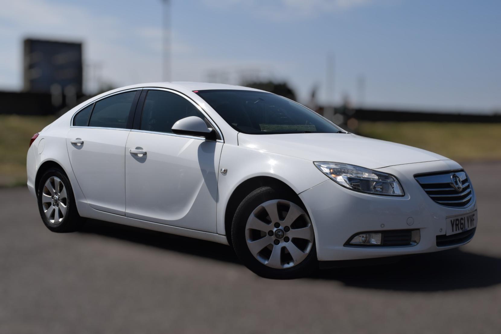 Vauxhall Insignia 2.0 CDTi ecoFLEX SRi Hatchback 5dr Diesel Manual Euro 5 (s/s) (130 ps)