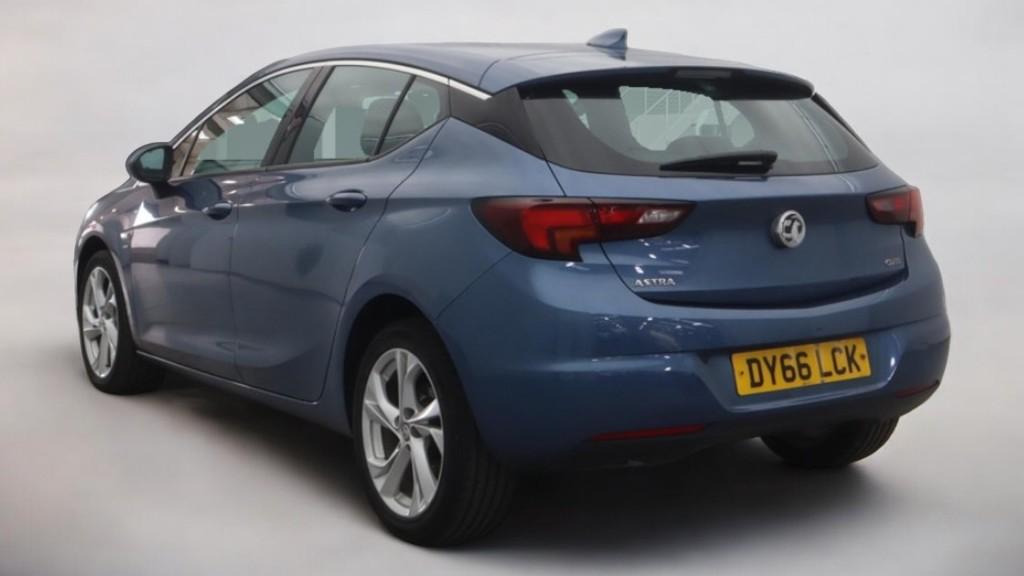 Vauxhall Astra 1.6 CDTi BlueInjection SRi Nav Hatchback 5dr Diesel Manual Euro 6 (s/s) (136 ps)