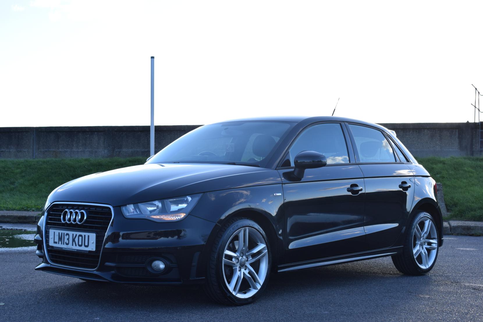 Audi A1 1.4 TFSI S line Sportback 5dr Petrol Manual Euro 5 (s/s) (122 ps)