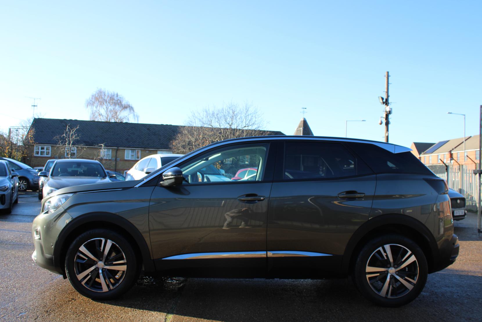 Peugeot 3008 1.2 PureTech Allure SUV 5dr Petrol Manual Euro 6 (s/s) (130 ps)