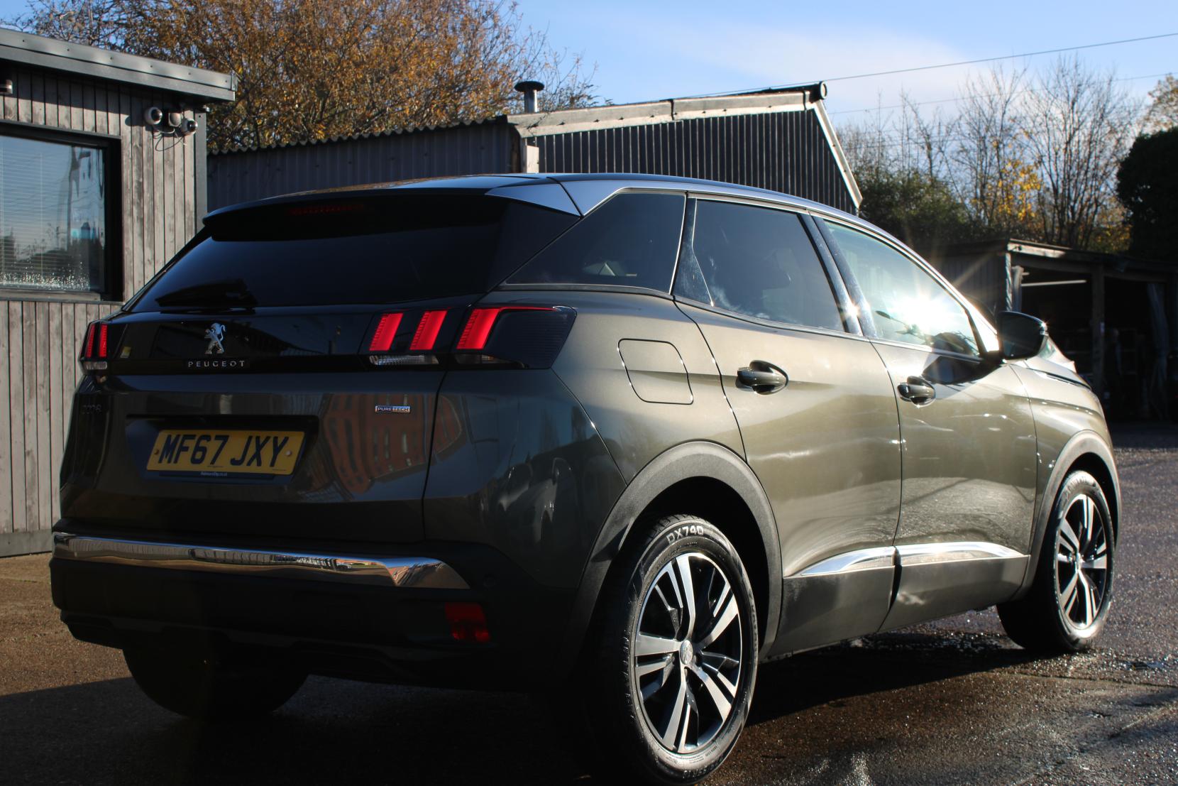 Peugeot 3008 1.2 PureTech Allure SUV 5dr Petrol Manual Euro 6 (s/s) (130 ps)