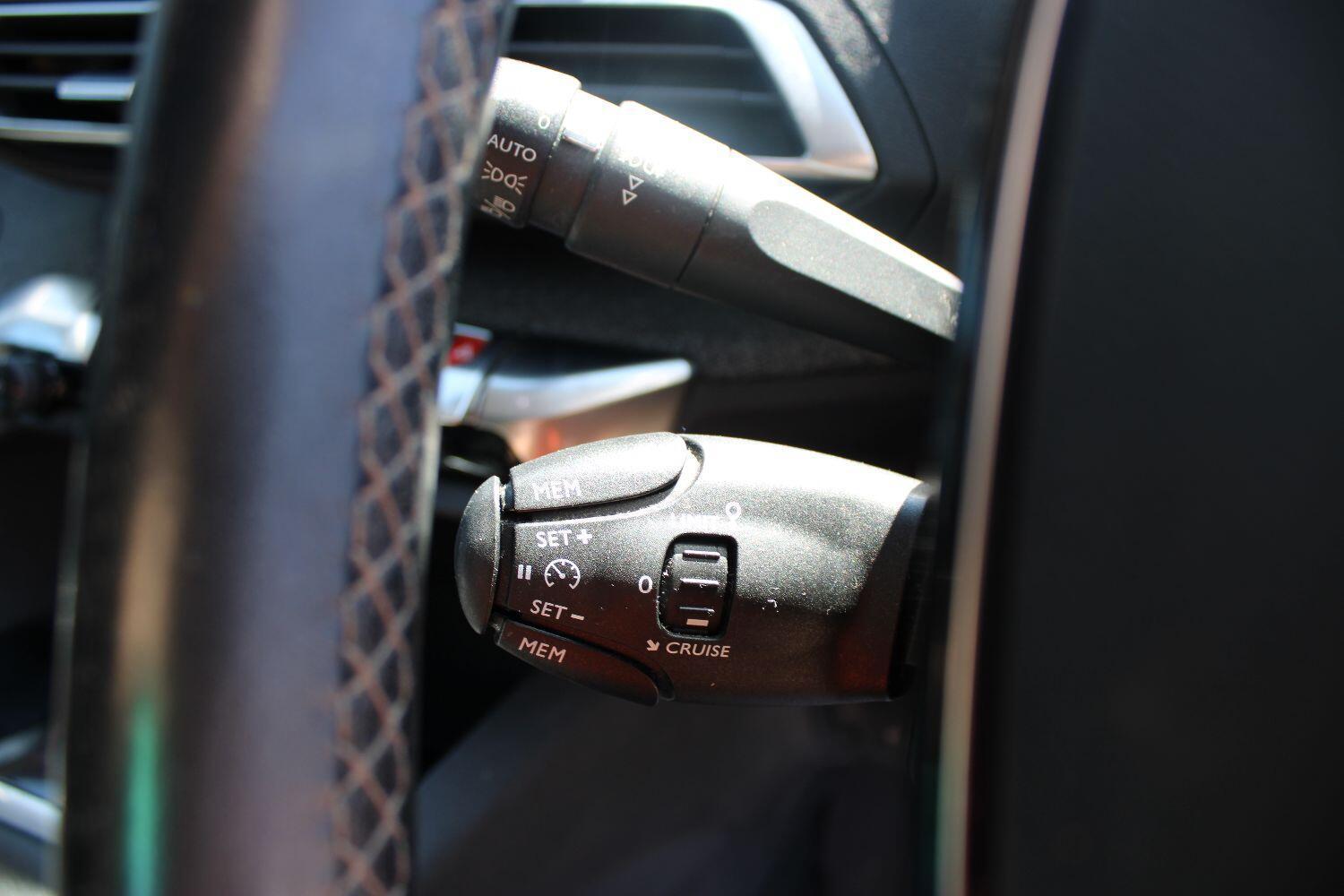 Peugeot 3008 1.2 PureTech Allure