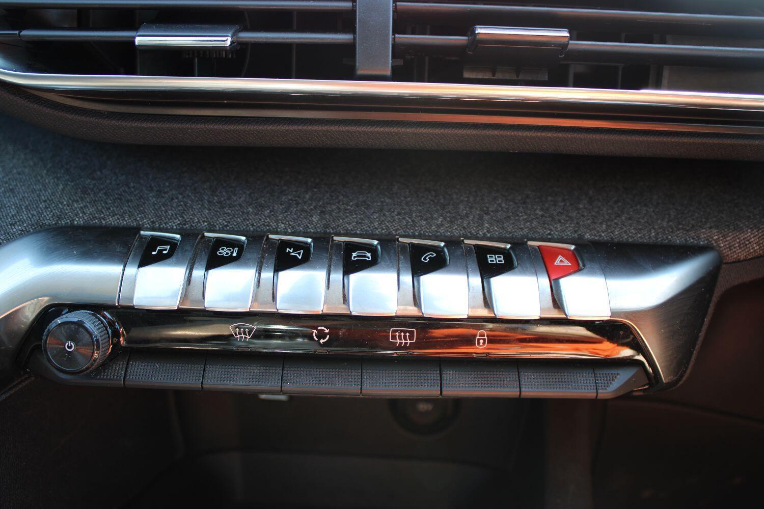 Peugeot 3008 1.2 PureTech Allure