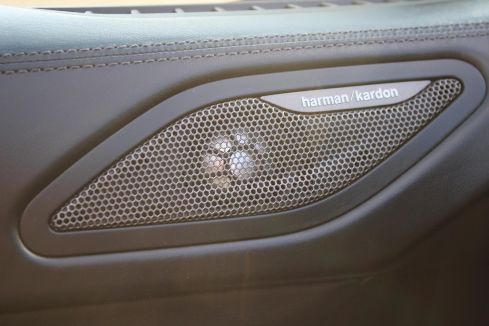 BMW M6 4.4 V8 Coupe 2dr Petrol DCT Euro 6 (s/s) (560 ps)