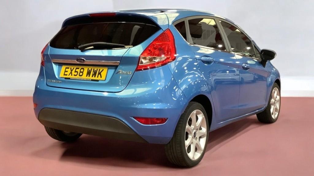 Ford Fiesta 1.4 Titanium Hatchback 5dr Petrol Manual (133 g/km, 94 bhp)