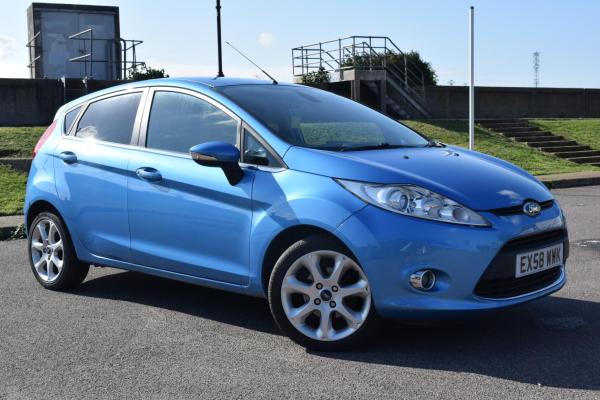 Ford Fiesta 1.4 Titanium Hatchback 5dr Petrol Manual (133 g/km, 94 bhp)