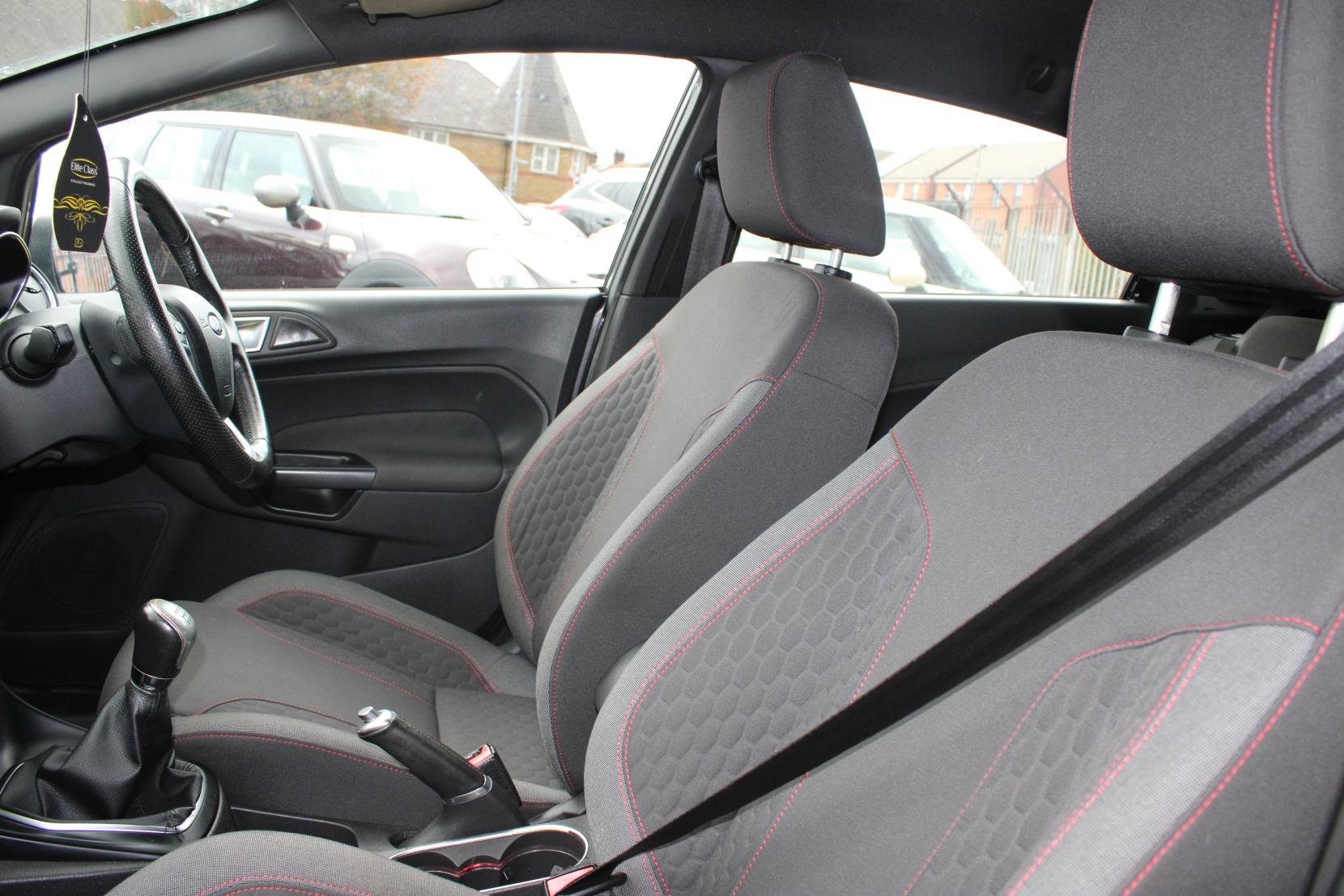 Ford Fiesta 1.0T EcoBoost ST-Line Hatchback 5dr Petrol Manual Euro 6 (s/s) (140 ps)