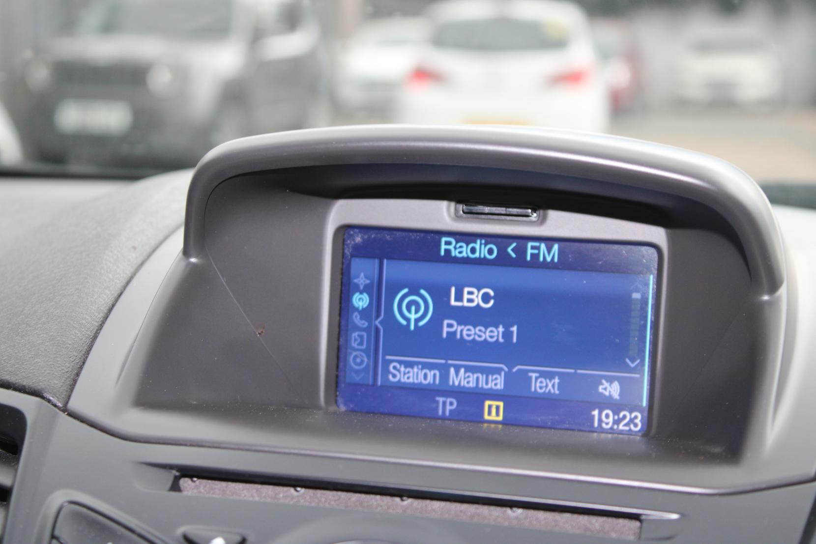 Ford Fiesta 1.0T EcoBoost ST-Line Hatchback 5dr Petrol Manual Euro 6 (s/s) (140 ps)