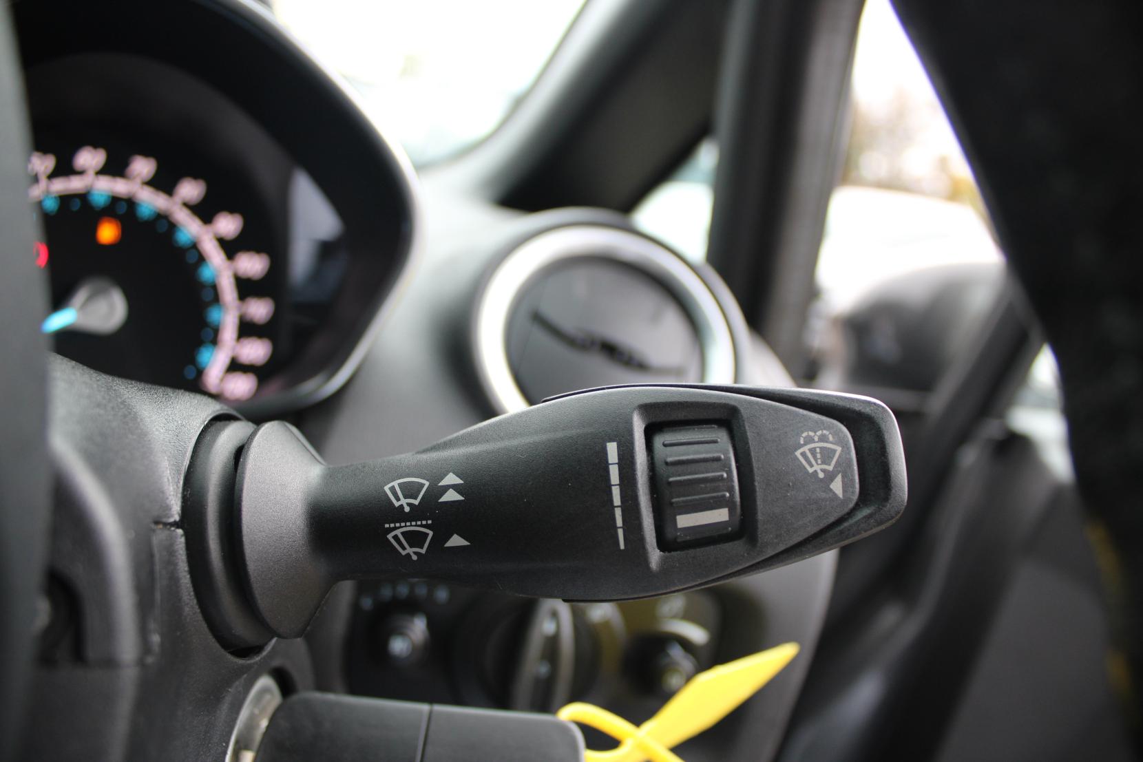 Ford Fiesta 1.0T EcoBoost ST-Line Hatchback 5dr Petrol Manual Euro 6 (s/s) (140 ps)