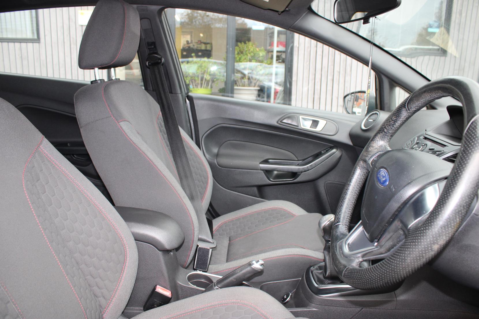 Ford Fiesta 1.0T EcoBoost ST-Line Hatchback 5dr Petrol Manual Euro 6 (s/s) (140 ps)