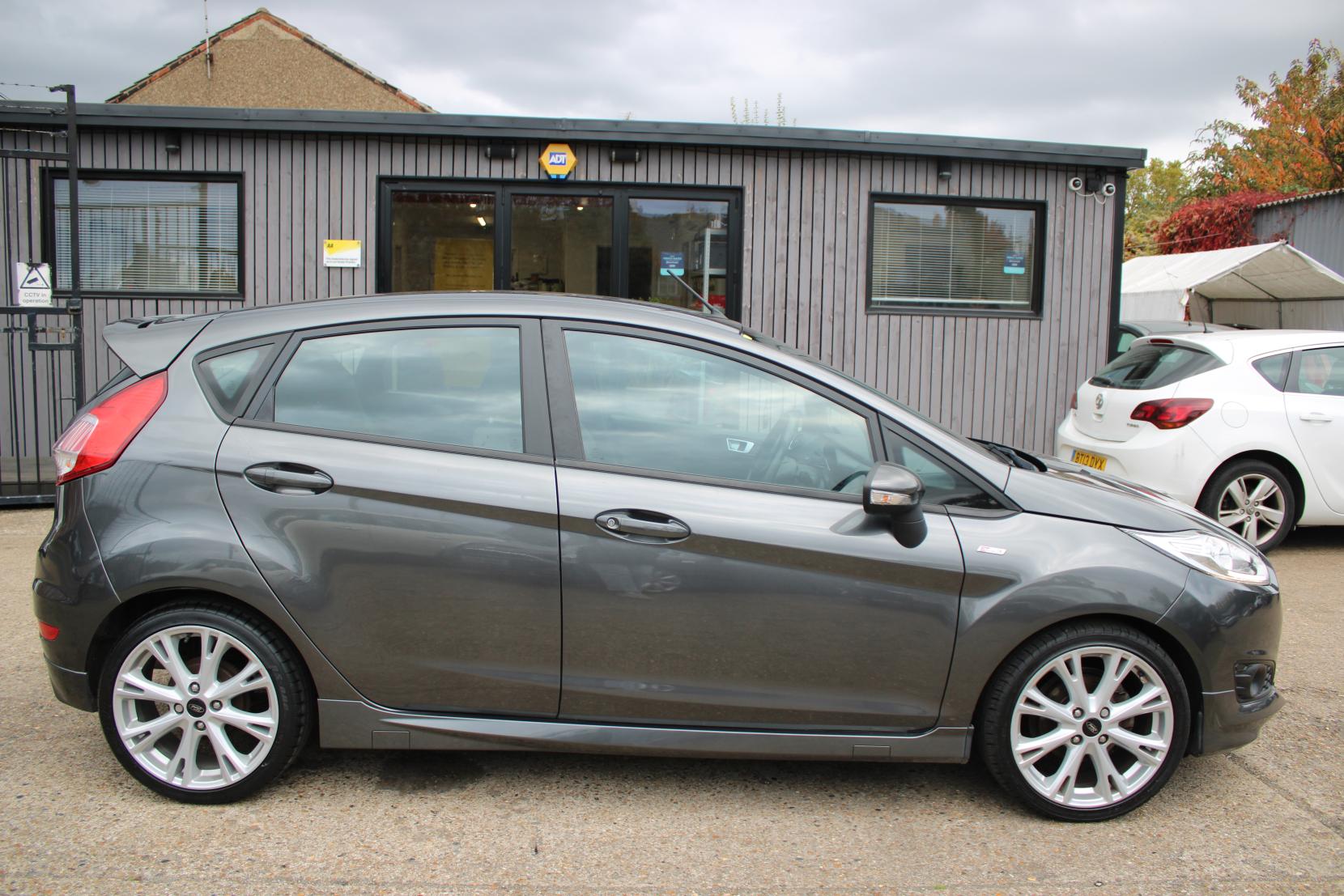 Ford Fiesta 1.0T EcoBoost ST-Line Hatchback 5dr Petrol Manual Euro 6 (s/s) (140 ps)