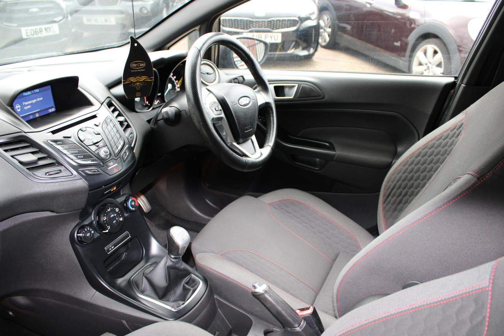 Ford Fiesta 1.0T EcoBoost ST-Line Hatchback 5dr Petrol Manual Euro 6 (s/s) (140 ps)