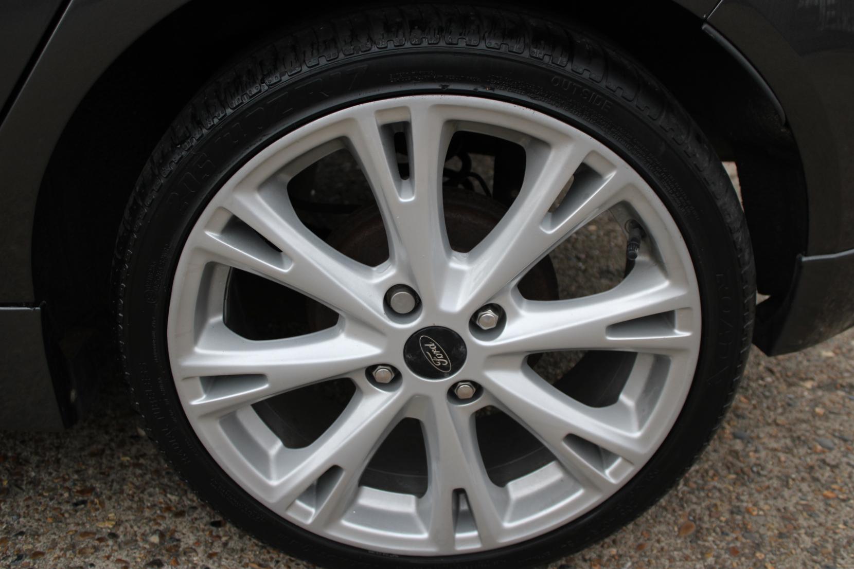 Ford Fiesta 1.0T EcoBoost ST-Line Hatchback 5dr Petrol Manual Euro 6 (s/s) (140 ps)