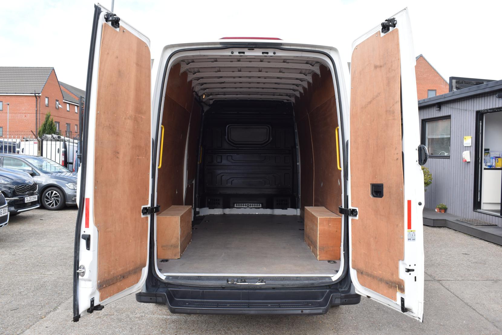 Volkswagen Crafter 2.0 TDI CR35 Trendline Panel Van 5dr Diesel Manual FWD LWB High Roof Euro 6 (s/s) (140 ps)