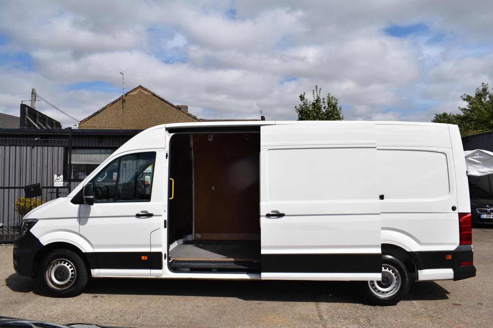 Volkswagen Crafter 2.0 TDI CR35 Trendline Panel Van 5dr Diesel Manual FWD LWB High Roof Euro 6 (s/s) (140 ps)